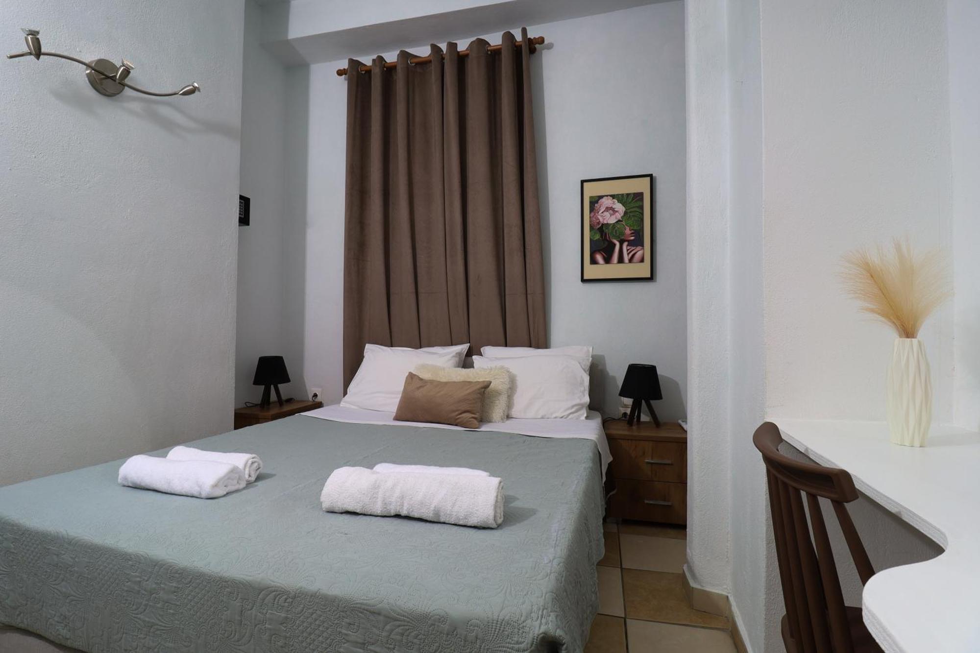 Faros Coastal Apartments Skopelos Town Bagian luar foto