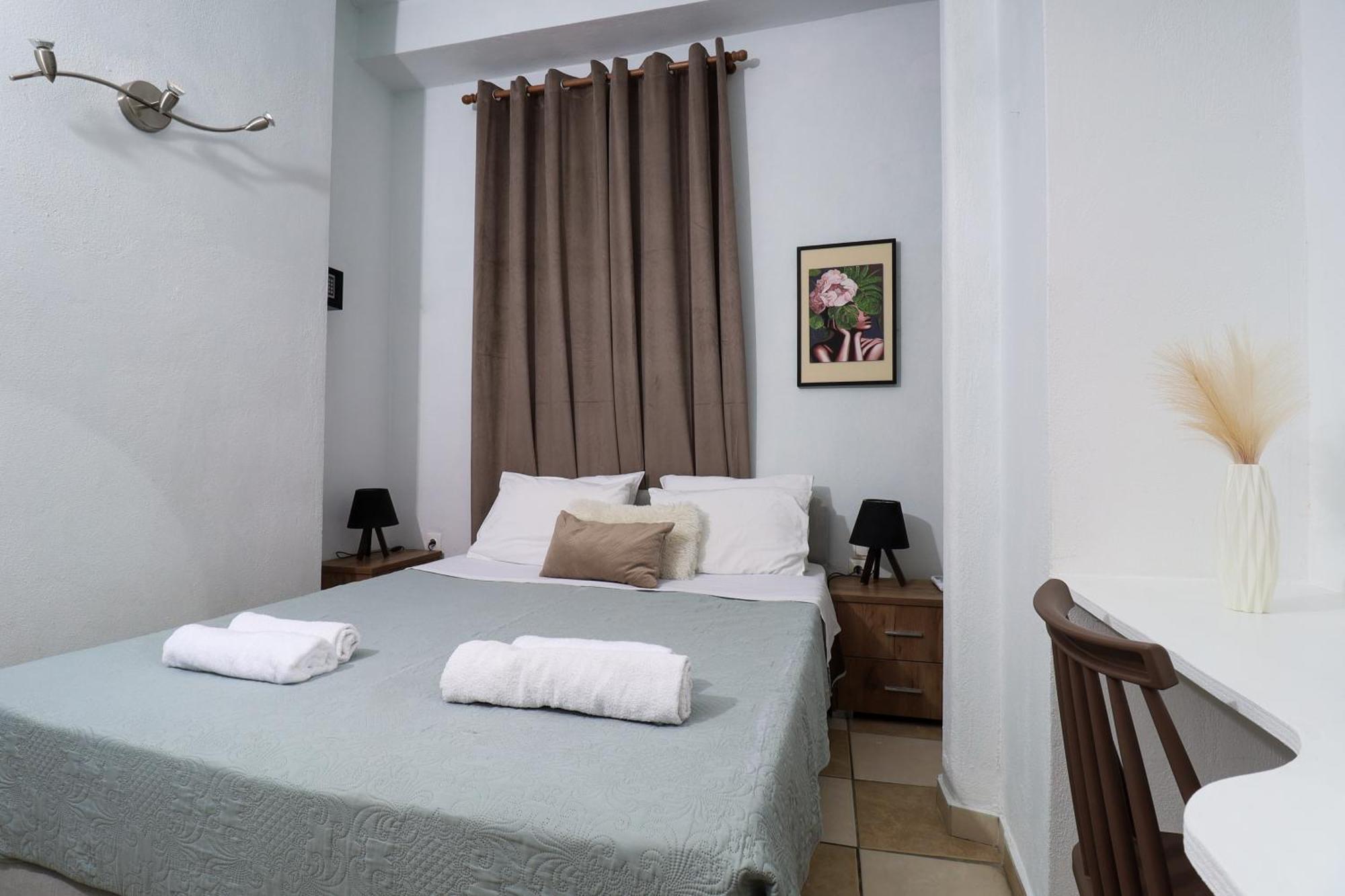 Faros Coastal Apartments Skopelos Town Bagian luar foto